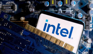 Intel Corp Stock (INTC) Moved Up by 3.00% on Sep 24: A Full Analysis