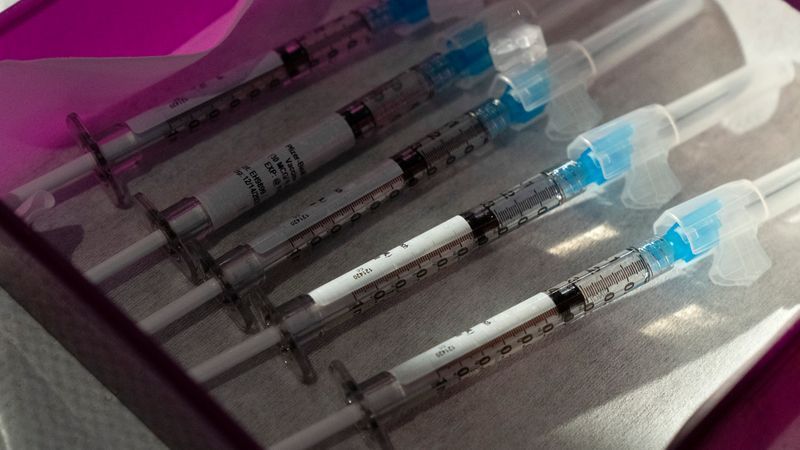 WASHINGTON, DC - DECEMBER 14: Five doses of Pfizer's COVID-19 vaccine that received emergency use authorization are seen before they are distributed to doctors and nurses at George Washington University Hospital on December 14, 2020 in Washington, DC. U.S. Health and Human Services Secretary Alex Azar and U.S. Surgeon General Dr. Jerome Adams will observe hospital workers being vaccinated. (Photo by Jacquelyn Martin-Pool/Getty Images)