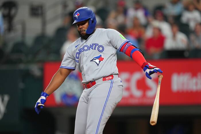 Blue Jays star Vladimir Guerrero Jr. apologizes for comments about his $500 million contract