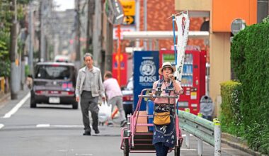 Tofu vendor delivers more than healthy food in eastern Tokyo