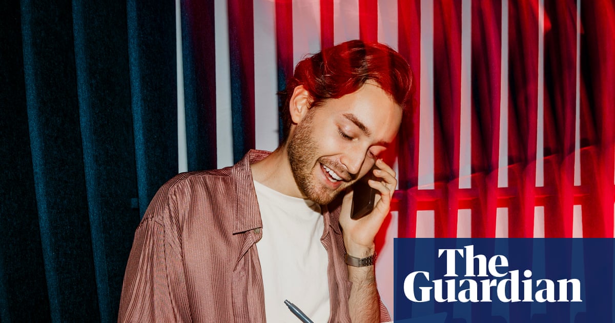 The death of ‘hello’: how gen Z – and scammers – put paid to the greeting | Social etiquette