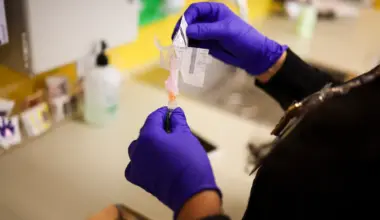 Fall vaccine guide: What to know about covid, flu and RSV shots this year