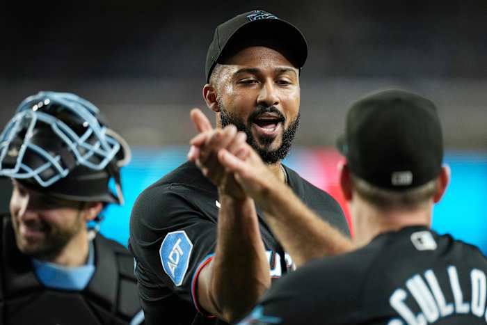 Sandy Alcantara comes out of the bullpen on 1 day of rest and earns 1st career save for Marlins