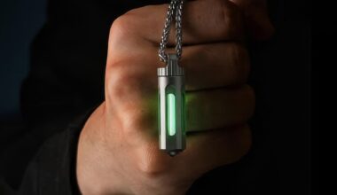 5 Tiny Gadgets & Gear That Are Better Than Anything on Your Keychain Right Now