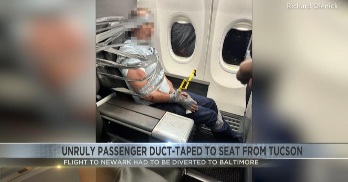 Unruly, disruptive Tucson man taken off diverted flight no longer has a job | Top Stories
