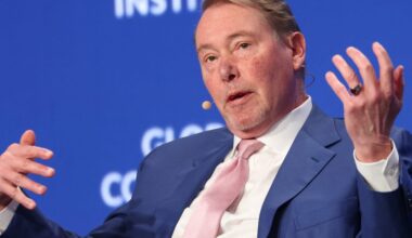 High Interest Rates Risk Triggering US Recession, Market 'Collision': Jeff Gundlach