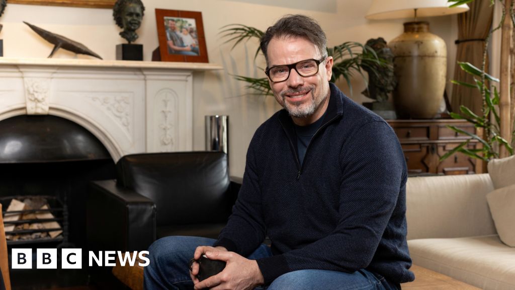 UK's third-biggest taxpayer to leave for Greece - bbc.com