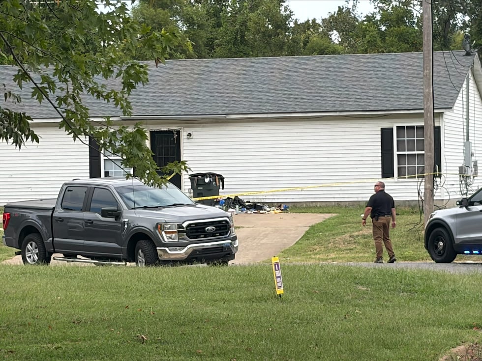 Scene of kidnapping investigation on East Johnson Street in Newbern, Tennessee.