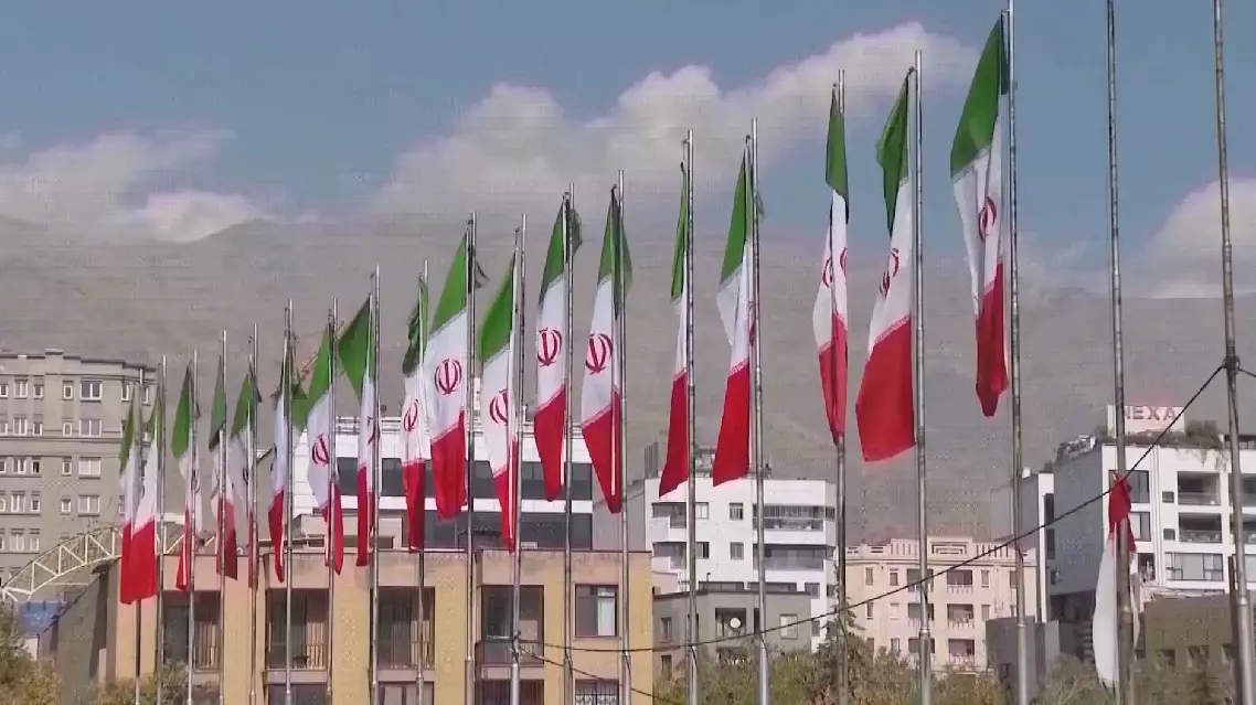 Iranian source says U.S. ready to negotiate as mediators convey conditions