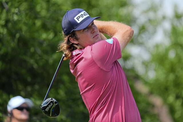 Neal Shipley posts 62 for a 1-shot lead with time running out on his PGA Tour rookie season