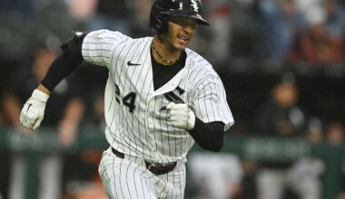White Sox keep pace in the AL Central with a rain-soaked 8-1 win over the Tigers :: WRAL.com