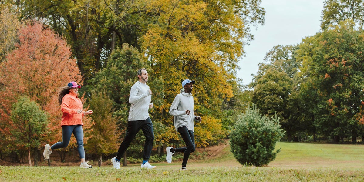 4-Week Fall Comeback Training Plan for Runners Who Took the Summer Off
