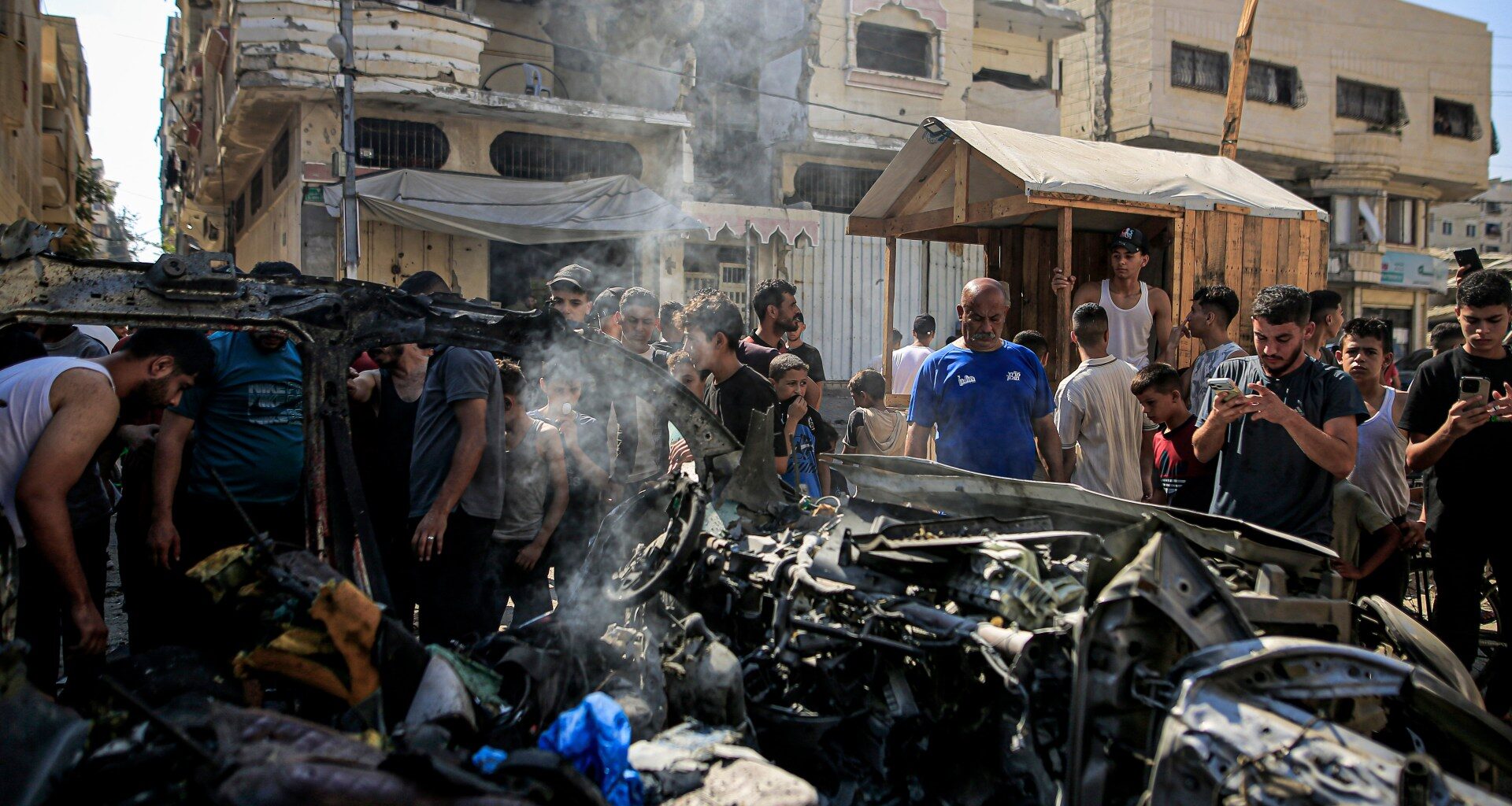 Israeli attack on Gaza kills two Palestinians | Gaza News