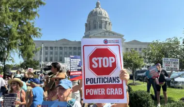 Supreme Court again blocks new Missouri congressional map favoring GOP