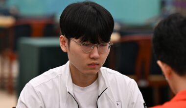 HANGZHOU, CHINA - SEPTEMBER 28: Ryo Ichiriki of Team Japan competes against Shin Jin-seo (L) of Team South Korea in the Go - Men's Individual Bronze Medal Match on day five of the 19th Asian Games at Hangzhou Qi-Yuan (Zhili) Chess Hall on September 28, 2023 in Hangzhou, Zhejiang Province of China.