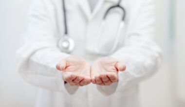Gifts from pharma companies keep on giving, a new study finds