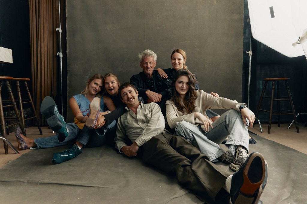 'Black Sunflowers' Team On Sean Penn's Support For Doc About Ukraine