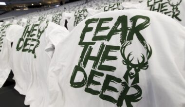 Bucks Sign Jake Stephens | Hoops Rumors