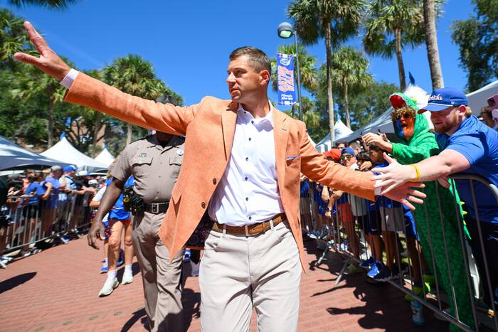 Florida jumps into the top 10 of the college football rankings after taking down Ole Miss