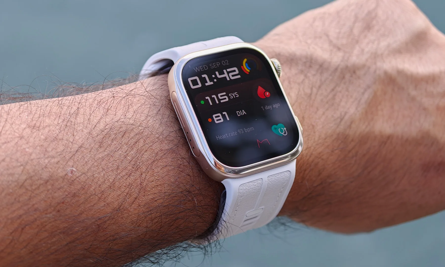 Design 1 - Huawei Watch D3 Hands On Early First Impressions