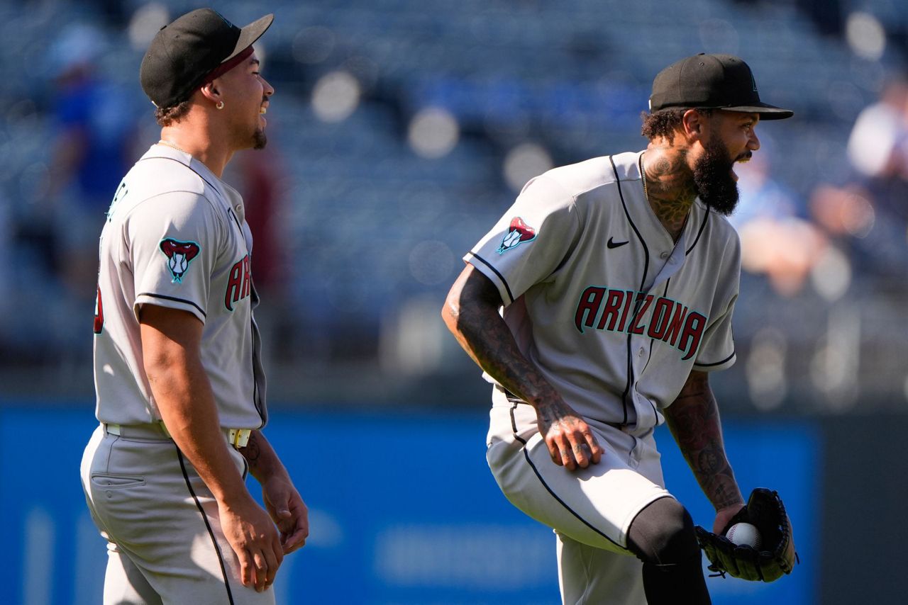 D-backs' hard-throwing Justin Martinez records immaculate inning vs. the Rangers