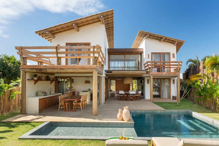 Vila Marebo / Frederico Zanelato | Arquitetos - Exterior Photography, Door, Balcony, Garden, Deck