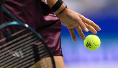At the U.S. Open, interminable ball bouncing and a debate about the serve clock