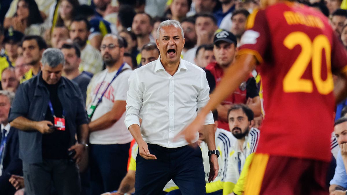 Fenerbahce coach Kartal’s resignation refused as bottle thrown in Roma tie | Football