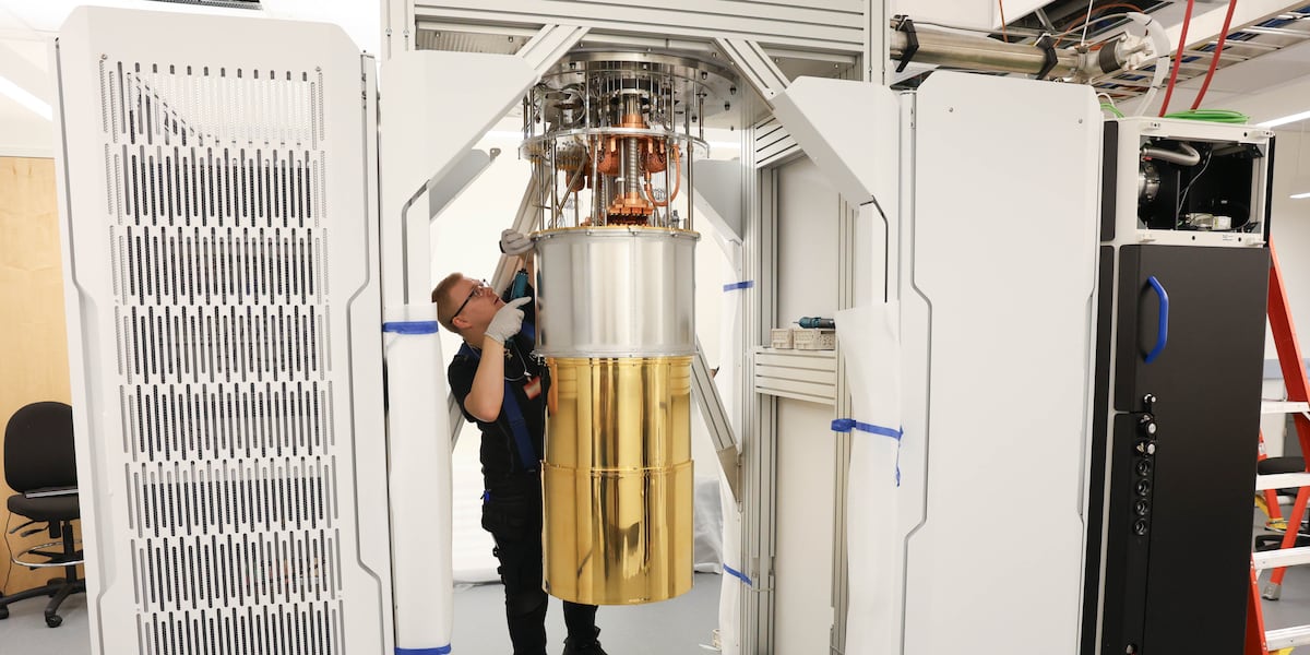 ORNL’s new 100,000-square-foot facility pushes the frontiers of quantum computing, battery tech