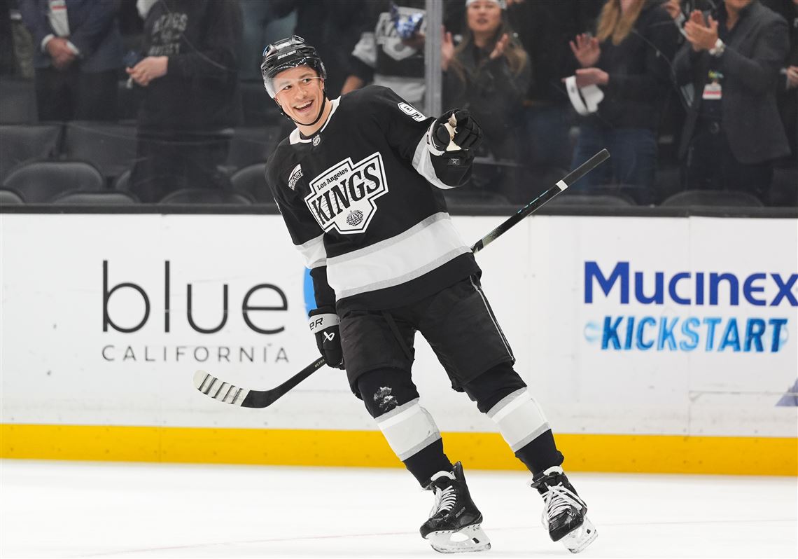 What new forwards Nick Robertson and Andrei Kuzmenko can bring the Penguins