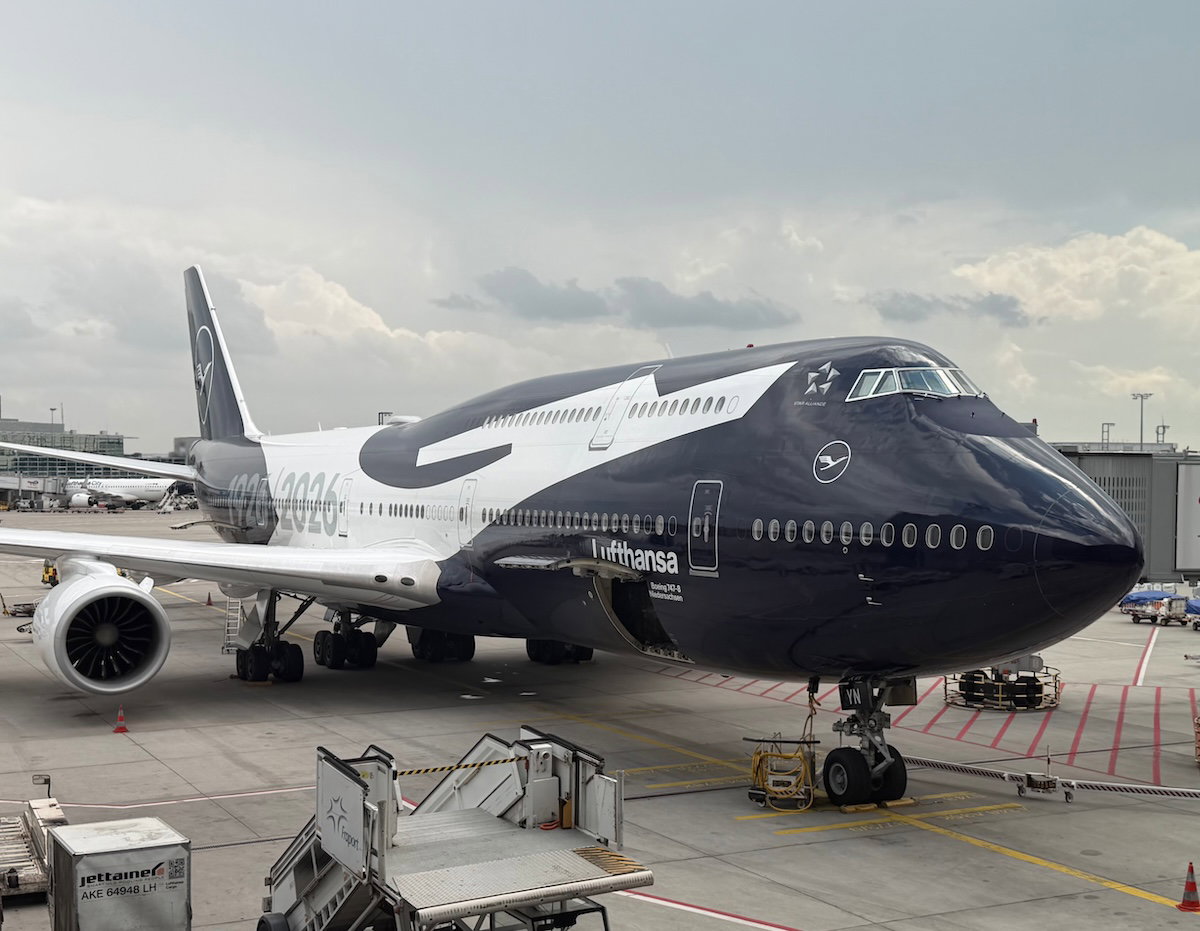Lufthansa Gets Sassy With Customer On Social Media, Divides The Internet
