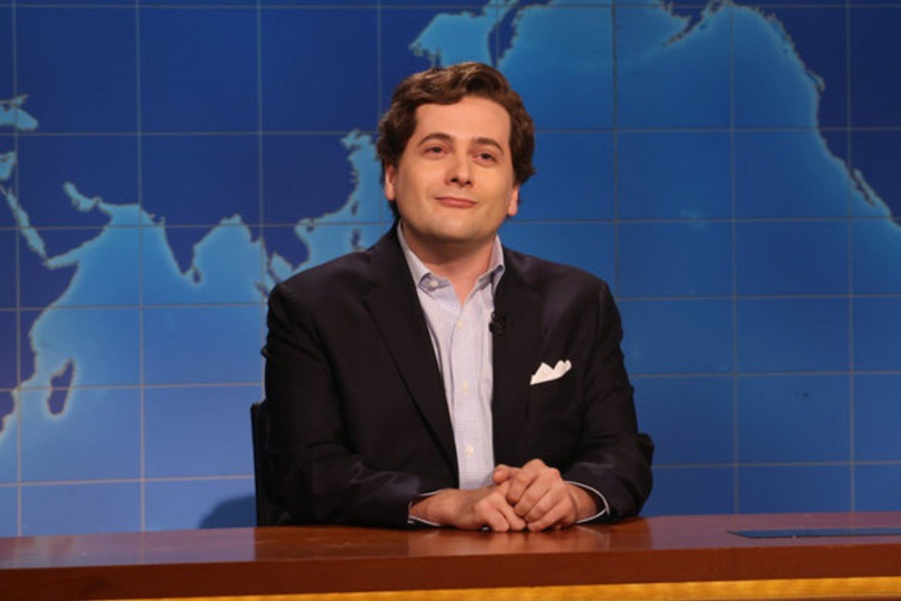 ‘SNL’s Weekend Update Mocks Paramount+, ‘Spider-Man’ & ‘The Odyssey’