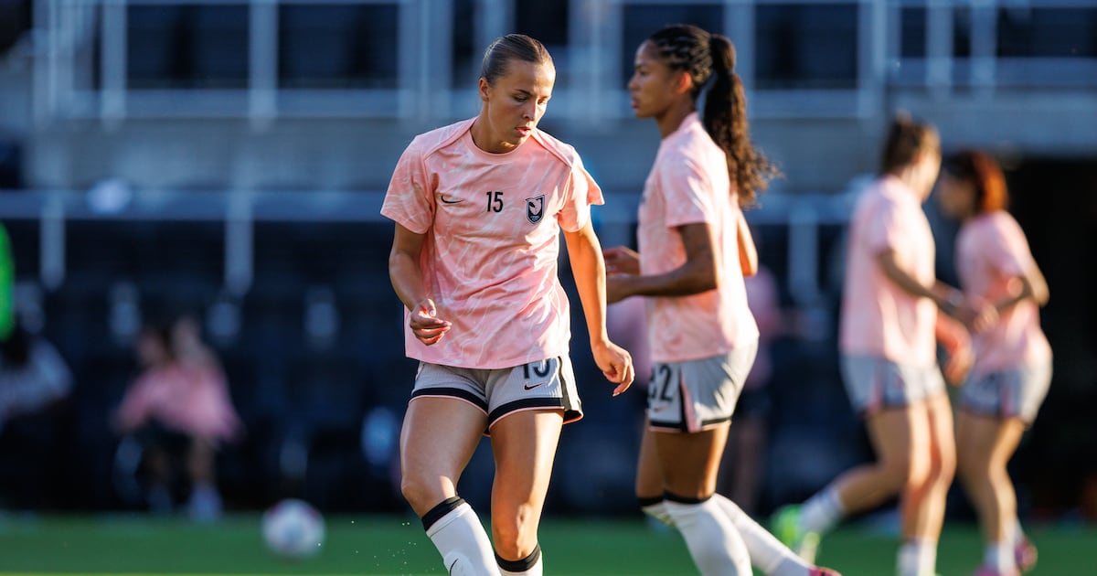 WNBA’s LA Sparks make ‘really important’ merch partnership with pro women’s soccer club – Annenberg Media