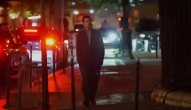 'One Minute to Midnight' Review: Melvil Poupaud Reckons with His Past