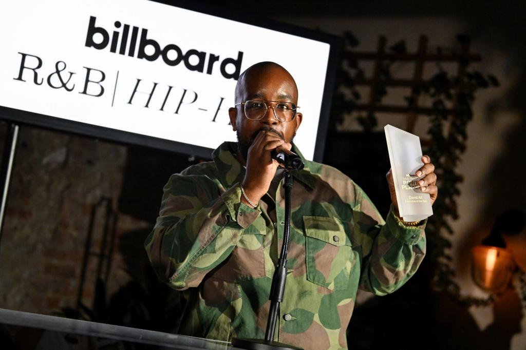 David Ali Accepts Billboard R&B/Hip-Hop Executive of the Year Award