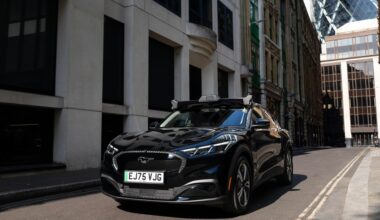 Uber beats Waymo to launching robotaxis in London