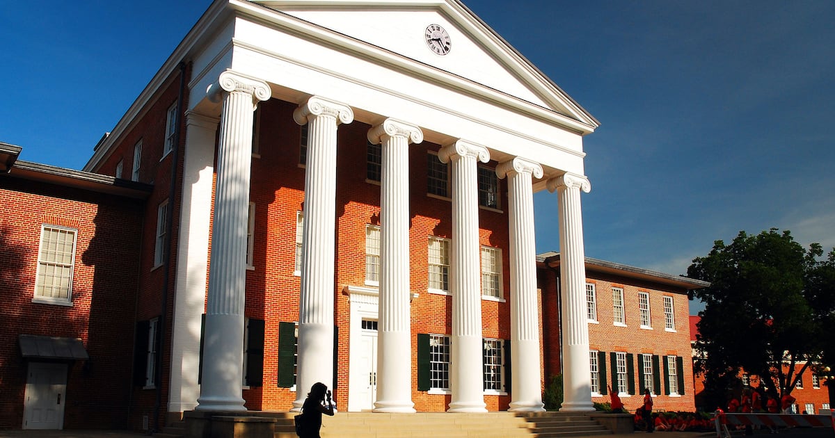 As police probe 2 Ole Miss students’ deaths, they urge people to avoid herbal extract kratom found at both scenes - CTV News