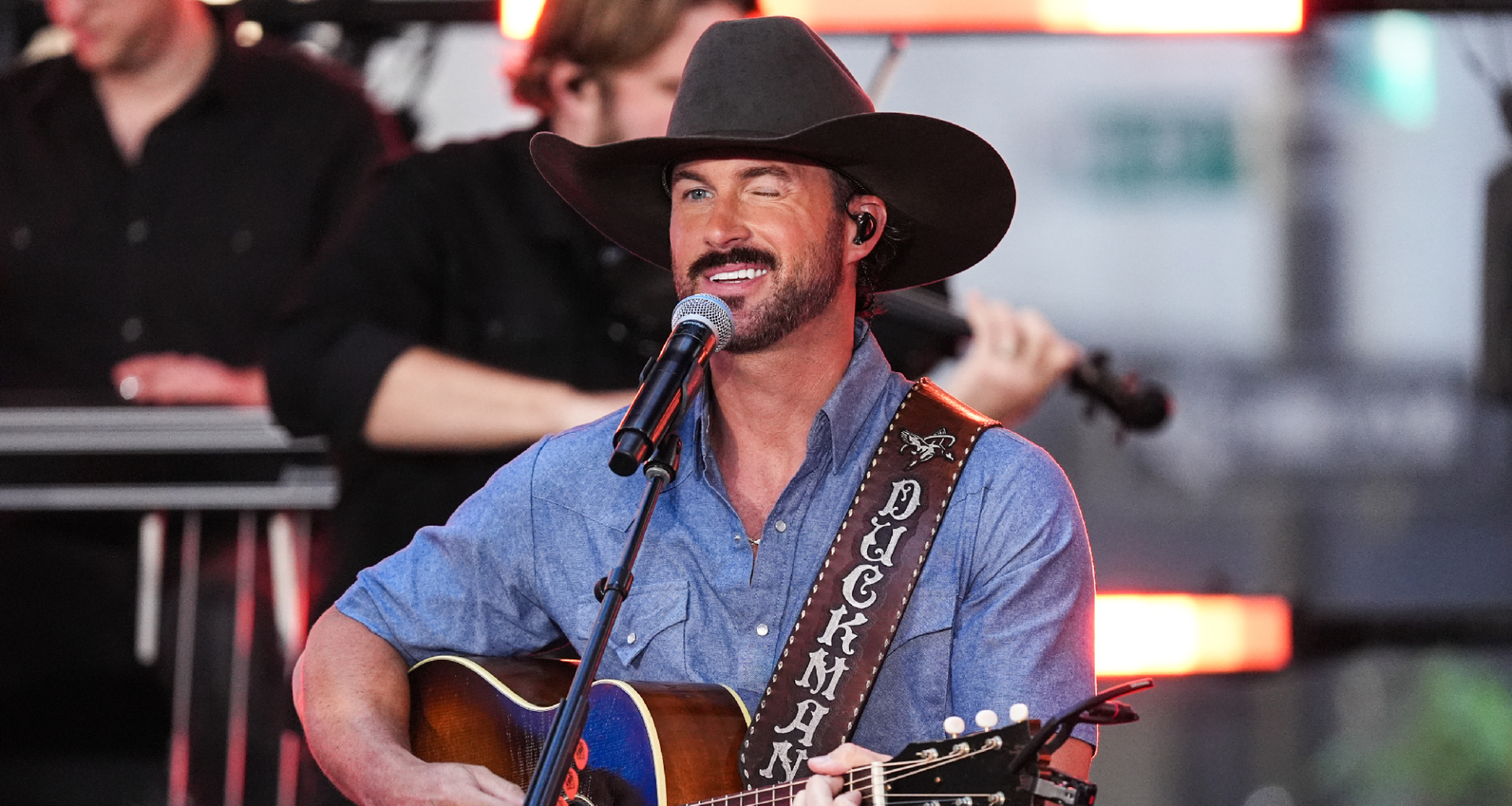 Riley Green’s Duck Call Wasn’t All It Was Quacked Up To Be as He Tried To Sway an Army Vet on ‘The Voice’