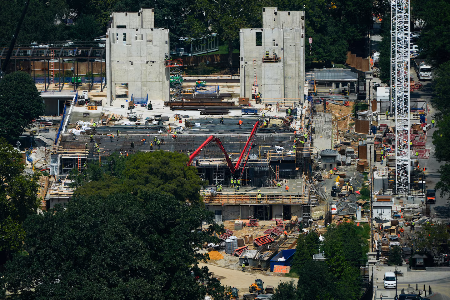 Supreme Court clears way for White House ballroom construction to continue - The Washington Post