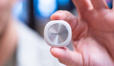 Samsung's New SmartTag 3 Item Tracker Works With iPhones
