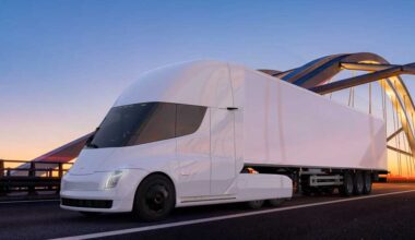 Tesla To Hold Showcase For New Semi As Orders Start To Roll In