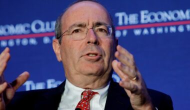 Fed's Tom Barkin, a former McKinsey CFO, says the 'AI Apocalypse' hasn't arrived