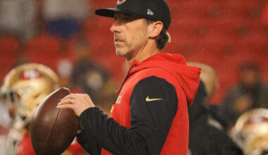 49ers Extend HC Kyle Shanahan