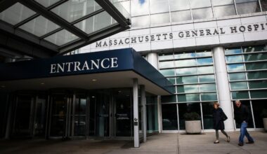 Massachusetts General Hospital had an operating margin of $373 million in fiscal year 2025, a new report showed.