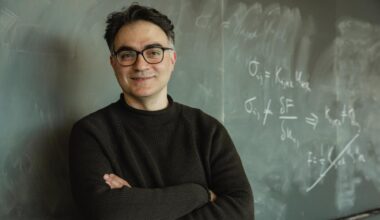 Chicago Physicist Vincenzo Vitelli Selected For MacArthur Foundation Fellowship