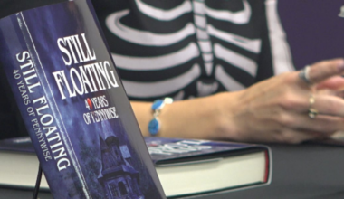 Stephen King birthday celebrations begin in downtown Bangor with ‘Pennywise’ book party