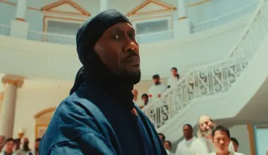 'Your Mother Your Mother Your Mother' Review: Mahershala Ali Excels