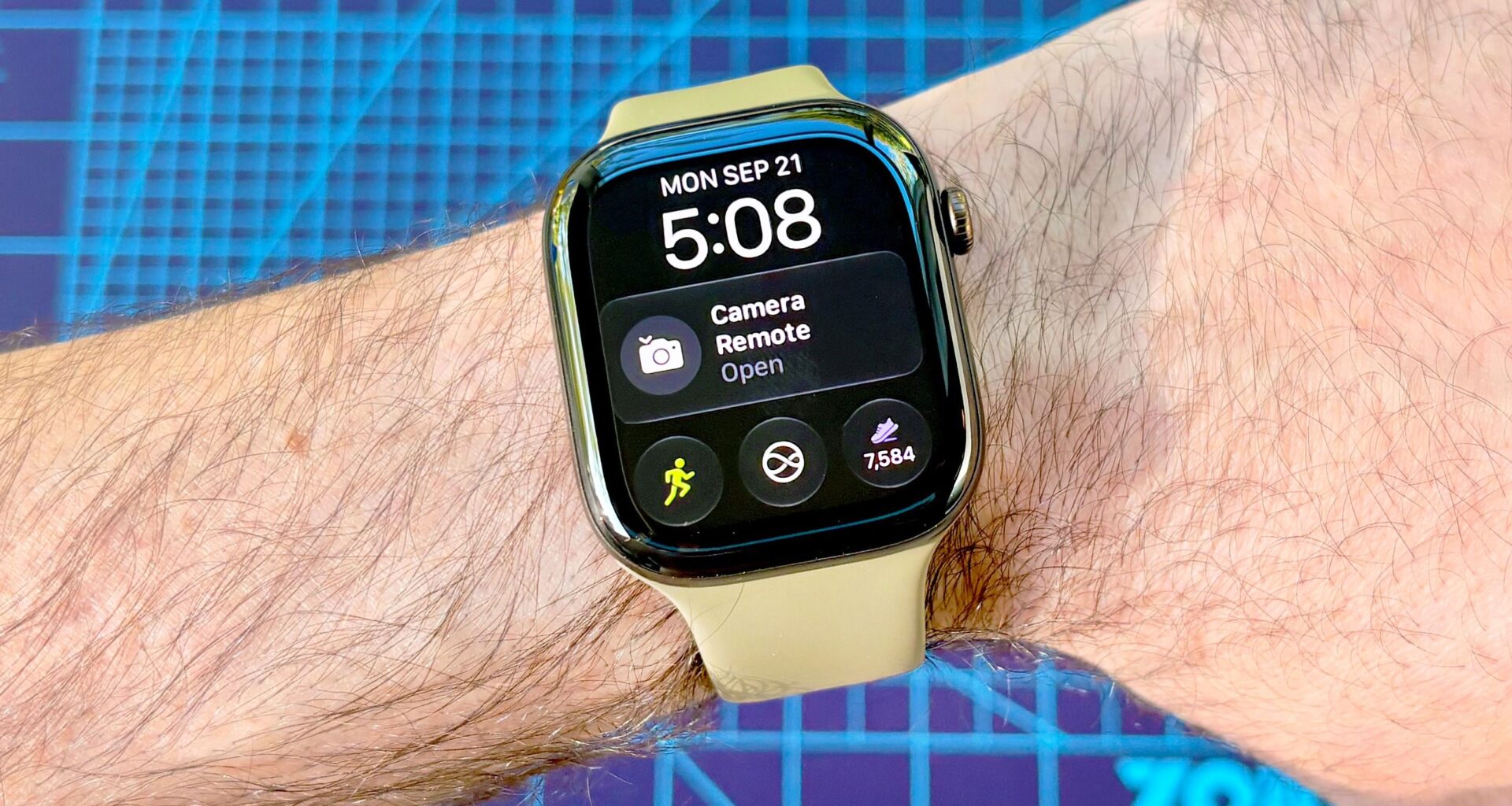How to add Apple's new dynamic step count widget to your Apple Watch