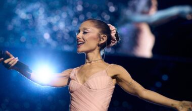 Ariana Grande Gets Stuck in Elevator After Final Eternal Sunshine Show
