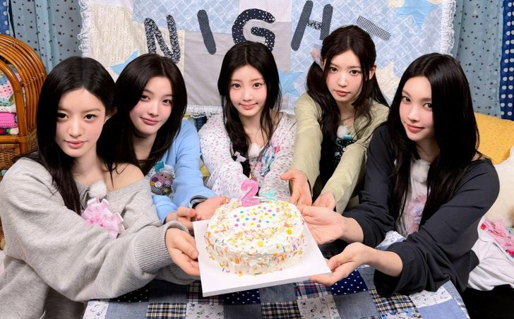 K-pop girl group ILLIT / Captured from ILLIT's X